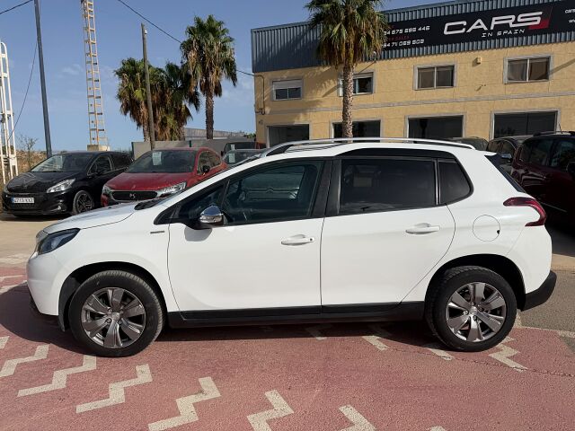 PEUGEOT 2008 STYLE 1.2 E-THP AUTO SPANISH LHD IN SPAIN 83000 MILES SUPERB 2018